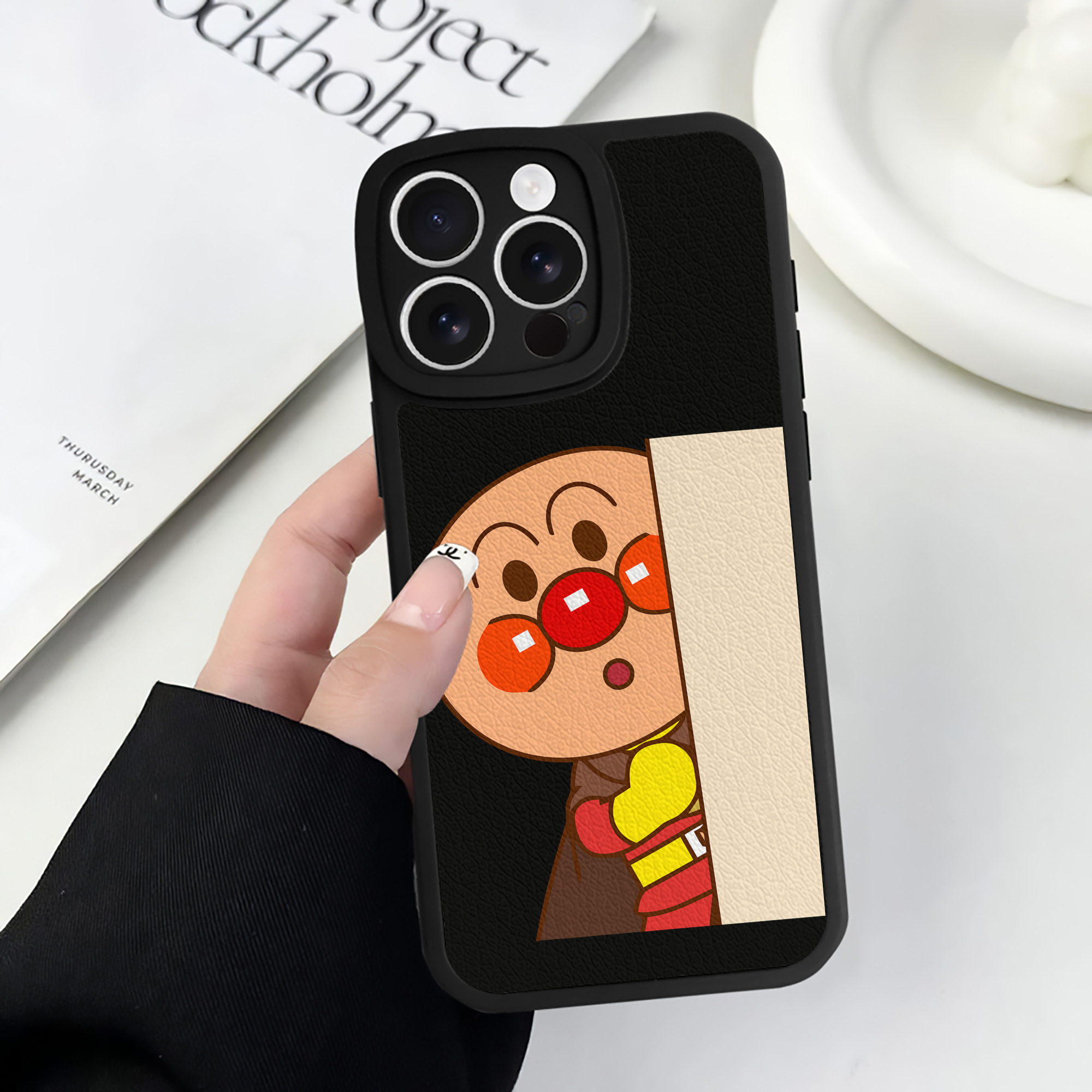 （画像用） アンパンマン Anpanman 【iPhone 16シリーズ対応】シリコンスマホケース（レザー調） 材質：シリコン